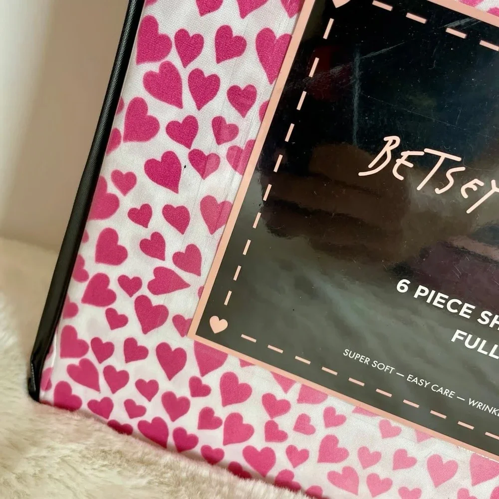 BETSEY JOHNSON 6‎ PC HEARTS 💕 FULL SZ SHEET SET NWT